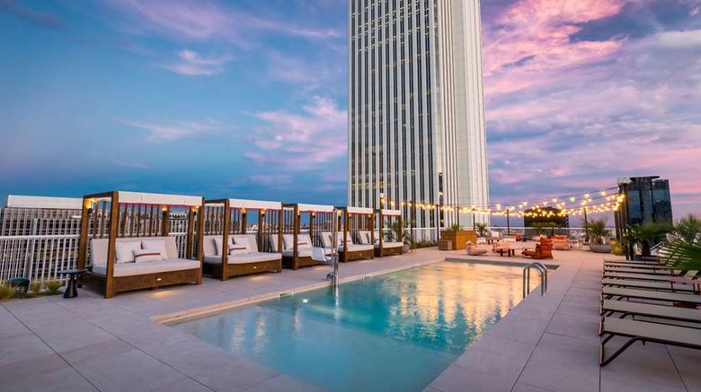 <b>Canopy by Hilton Madrid Castellana Pool</b>. Images powered by <a href="https://iceportal.shijigroup.com/" title="IcePortal" target="_blank">IcePortal</a>.