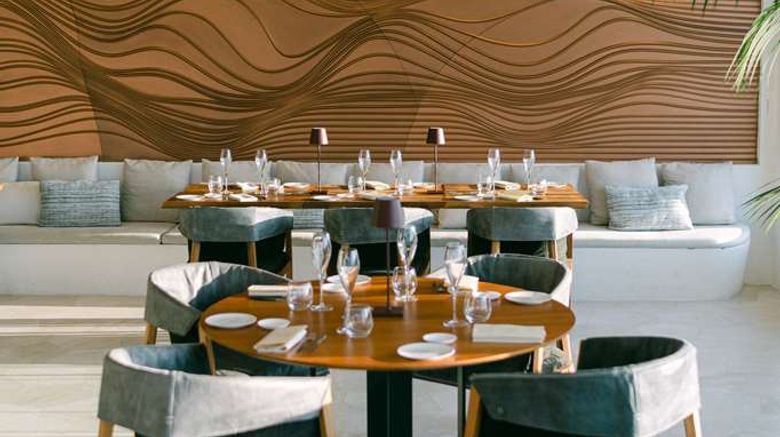 <b>Sulia House Porto Rotondo, Curio Restaurant</b>. Images powered by <a href="https://iceportal.shijigroup.com/" title="IcePortal" target="_blank">IcePortal</a>.
