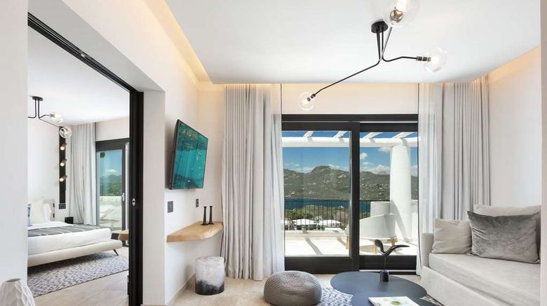 <b>Sulia House Porto Rotondo, Curio Other</b>. Images powered by <a href="https://iceportal.shijigroup.com/" title="IcePortal" target="_blank">IcePortal</a>.