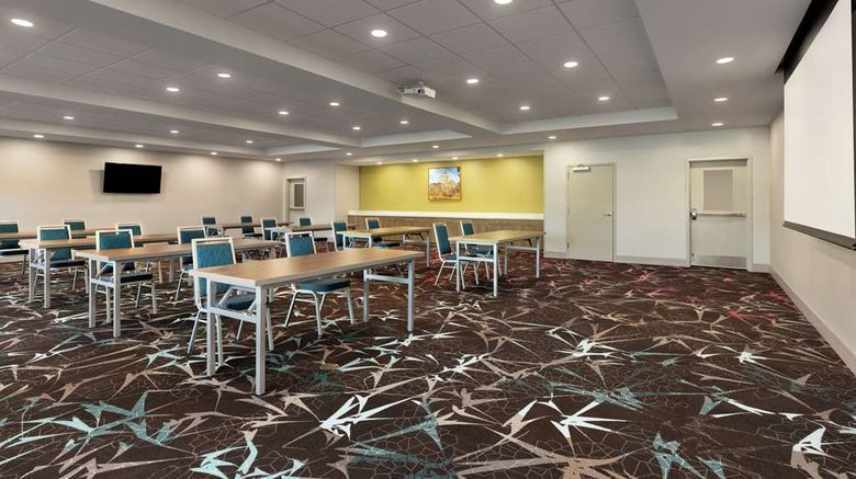 <b>Home2 Suites by Hilton Vicksburg Meeting</b>. Images powered by <a href="https://iceportal.shijigroup.com/" title="IcePortal" target="_blank">IcePortal</a>.