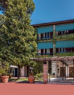 Augustus Hotel & Resort