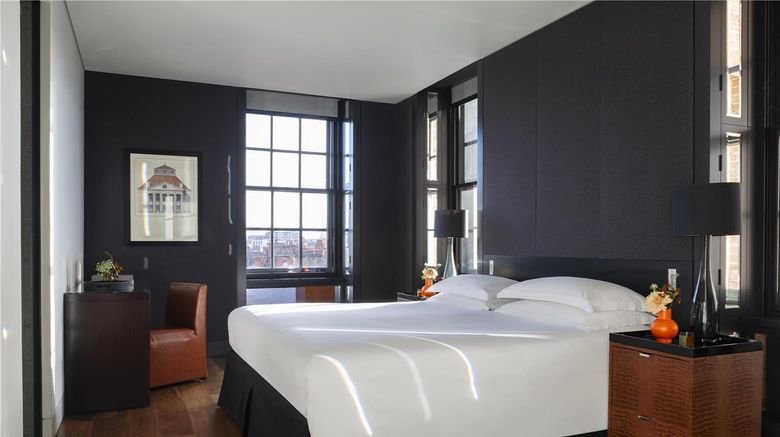 <b>Grosvenor House Suites Room</b>. Images powered by <a href="https://iceportal.shijigroup.com/" title="IcePortal" target="_blank">IcePortal</a>.