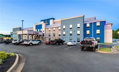 Comfort Inn & Suites River City Decatur