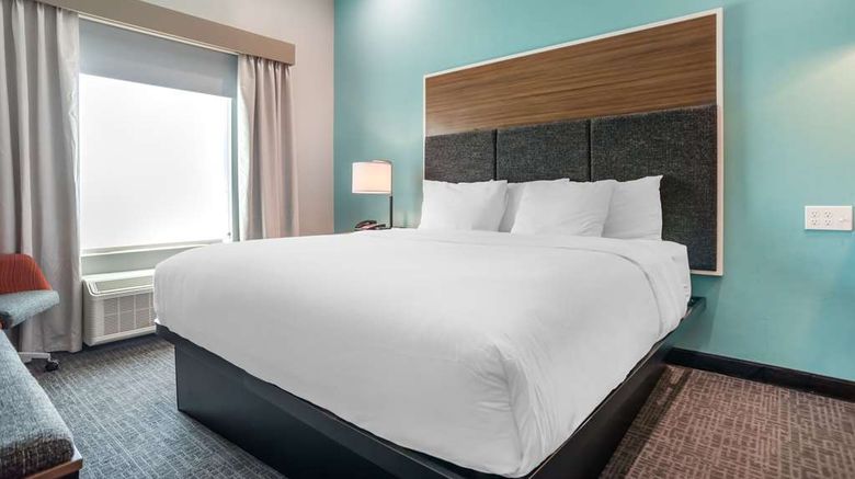 <b>Comfort Inn Miramar Beach Suite</b>. Images powered by <a href="https://iceportal.shijigroup.com/" title="IcePortal" target="_blank">IcePortal</a>.