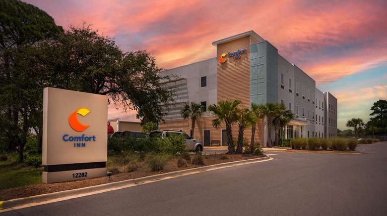 <b>Comfort Inn Miramar Beach Exterior</b>. Images powered by <a href="https://iceportal.shijigroup.com/" title="IcePortal" target="_blank">IcePortal</a>.
