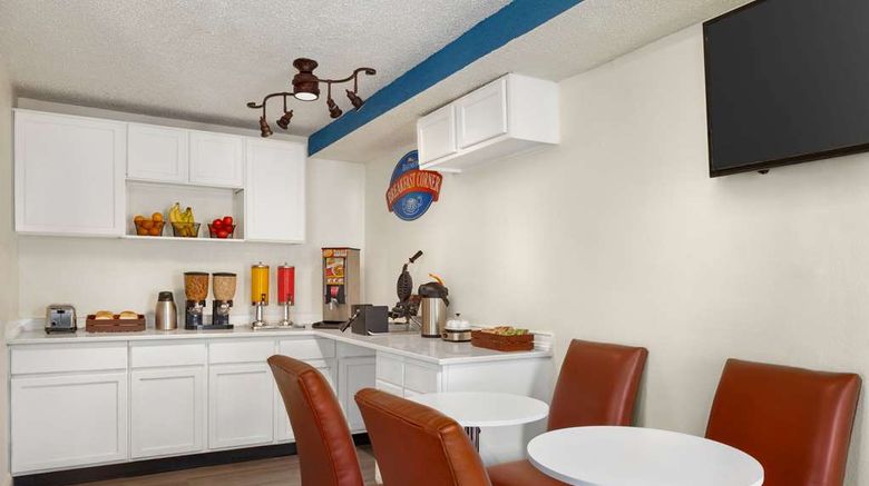 <b>Baymont by Wyndham Hutchinson Other</b>. Images powered by <a href="https://iceportal.shijigroup.com/" title="IcePortal" target="_blank">IcePortal</a>.