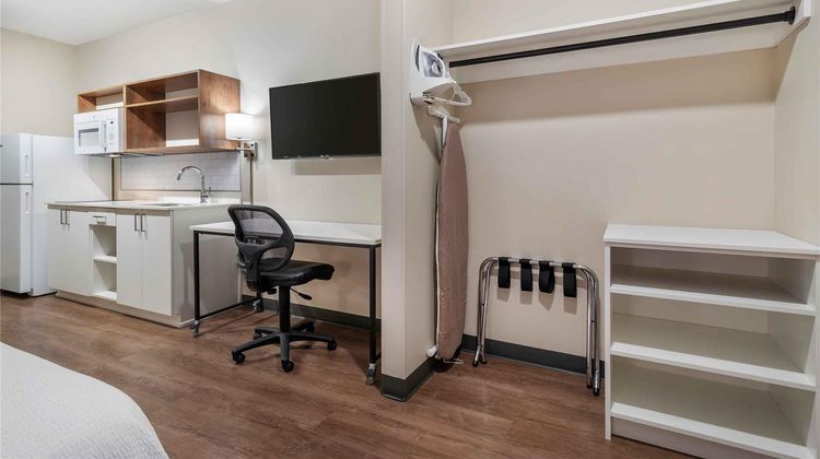 Extended Stay America Premier Suites Room