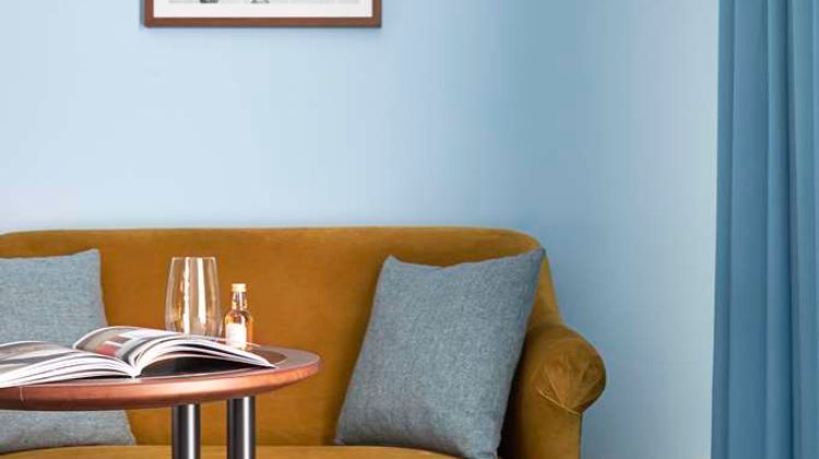 Hyatt Centric Cambridge Room