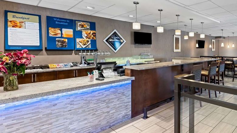 <b>SureStay by BW SeaTac Airport North Restaurant</b>. Images powered by <a href="https://iceportal.shijigroup.com/" title="IcePortal" target="_blank">IcePortal</a>.