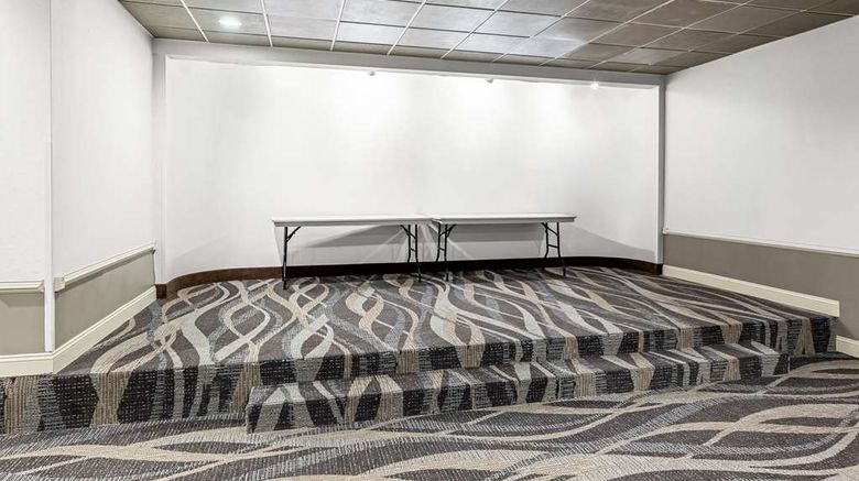 <b>SureStay by BW SeaTac Airport North Ballroom</b>. Images powered by <a href="https://iceportal.shijigroup.com/" title="IcePortal" target="_blank">IcePortal</a>.