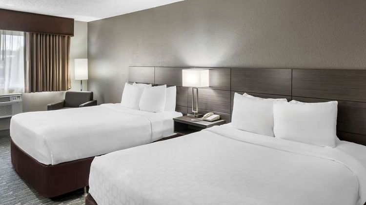 SureStay by BW SeaTac Airport North Room