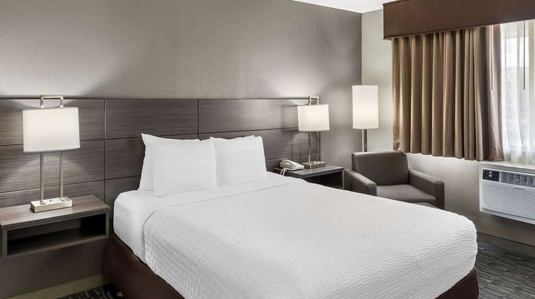 <b>SureStay by BW SeaTac Airport North Room</b>. Images powered by <a href="https://iceportal.shijigroup.com/" title="IcePortal" target="_blank">IcePortal</a>.