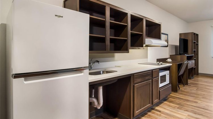 WoodSpring Suites Jacksonville-South Room