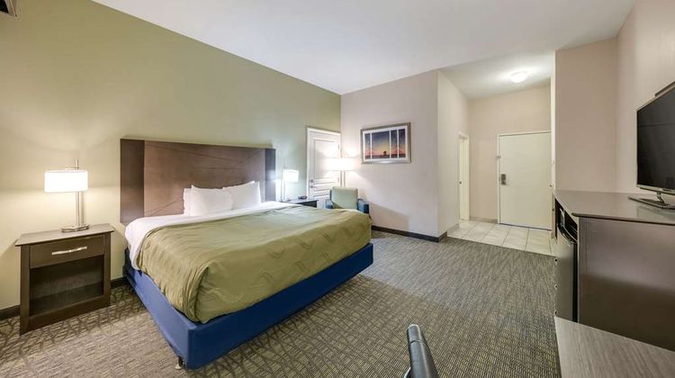 Quality Inn & Suites Room