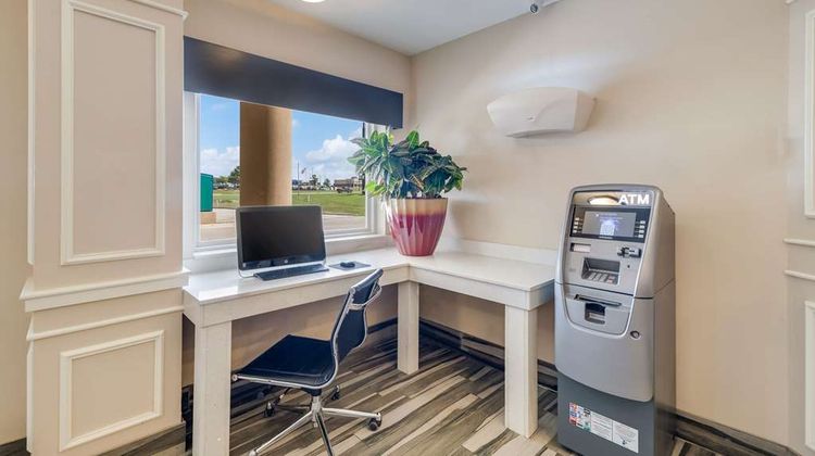 Quality Inn & Suites Other
