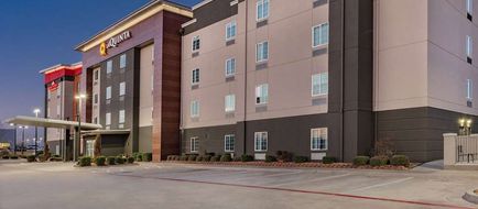 Hawthorn Extended Stay Ardmore Exterior
