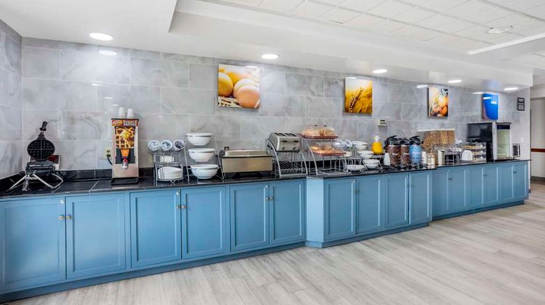 <b>Comfort Inn & Suites Voorhees Mt. Laurel Restaurant</b>. Images powered by <a href="https://iceportal.shijigroup.com/" title="IcePortal" target="_blank">IcePortal</a>.