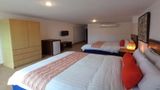 Howard Johnson by Wyndham Montanita Room