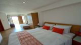 Howard Johnson by Wyndham Montanita Room