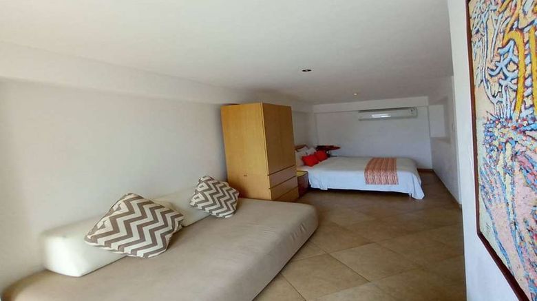 <b>Howard Johnson by Wyndham Montanita Room</b>. Images powered by <a href="https://iceportal.shijigroup.com/" title="IcePortal" target="_blank">IcePortal</a>.