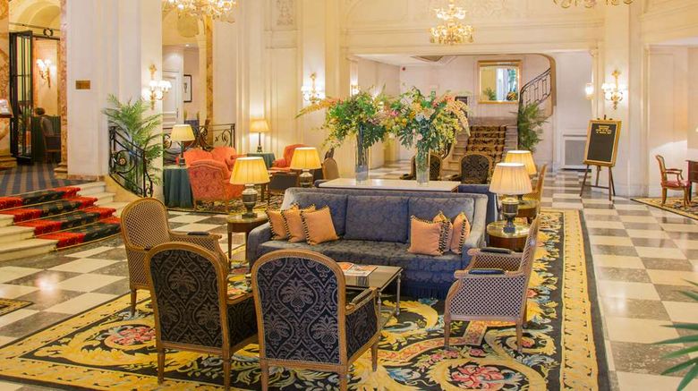 <b>Hotel Le Plaza Lobby</b>. Images powered by <a href="https://iceportal.shijigroup.com/" title="IcePortal" target="_blank">IcePortal</a>.