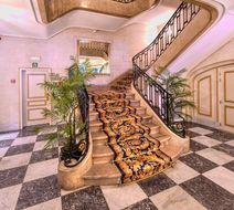Hotel Le Plaza Lobby