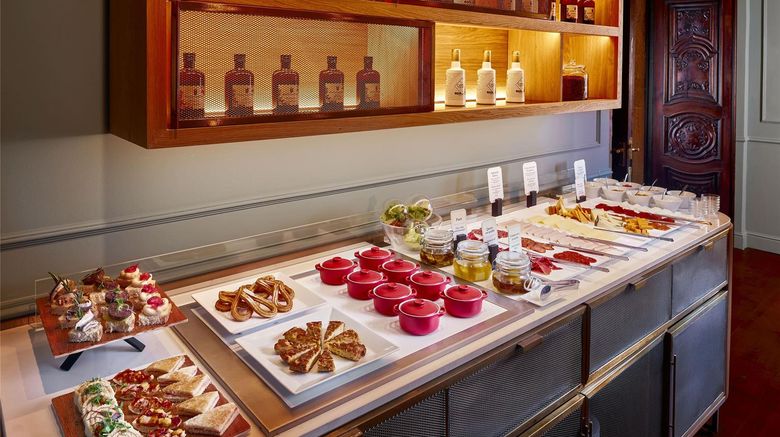 <b>Palacio de Aviles Restaurant</b>. Images powered by <a href="https://iceportal.shijigroup.com/" title="IcePortal" target="_blank">IcePortal</a>.