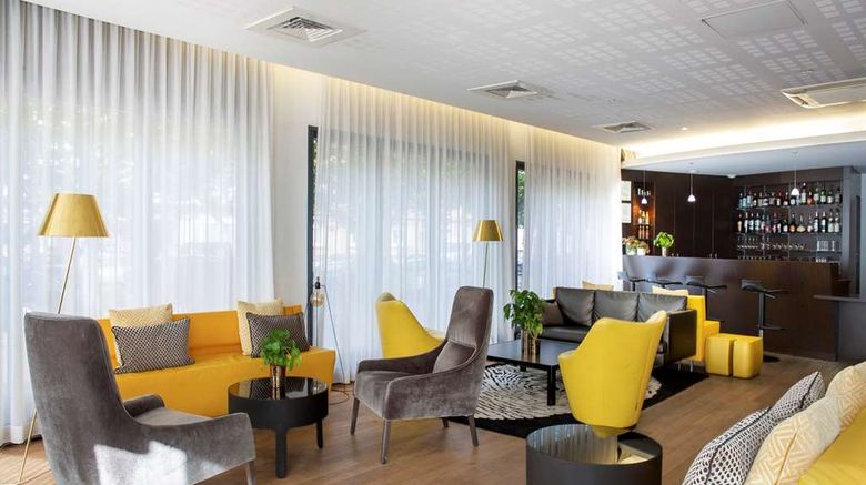 <b>Best Western Plus Thionville Centre Restaurant</b>. Images powered by <a href="https://iceportal.shijigroup.com/" title="IcePortal" target="_blank">IcePortal</a>.