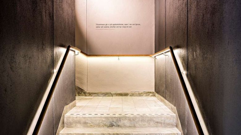 <b>Comfort Hotel City Lobby</b>. Images powered by <a href="https://iceportal.shijigroup.com/" title="IcePortal" target="_blank">IcePortal</a>.