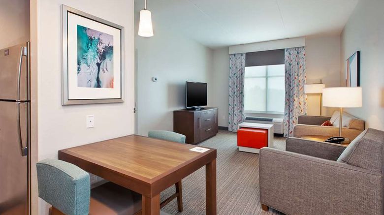 <b>Hilton Garden Inn Columbus Easton Room</b>. Images powered by <a href="https://iceportal.shijigroup.com/" title="IcePortal" target="_blank">IcePortal</a>.