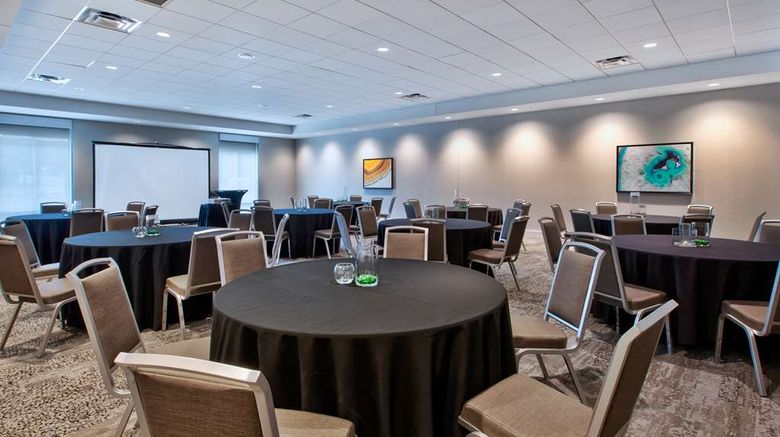 <b>Homewood Stes by Hilton Columbus Easton Meeting</b>. Images powered by <a href="https://iceportal.shijigroup.com/" title="IcePortal" target="_blank">IcePortal</a>.
