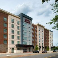 Hampton Inn & Suites Greensboro Downtown