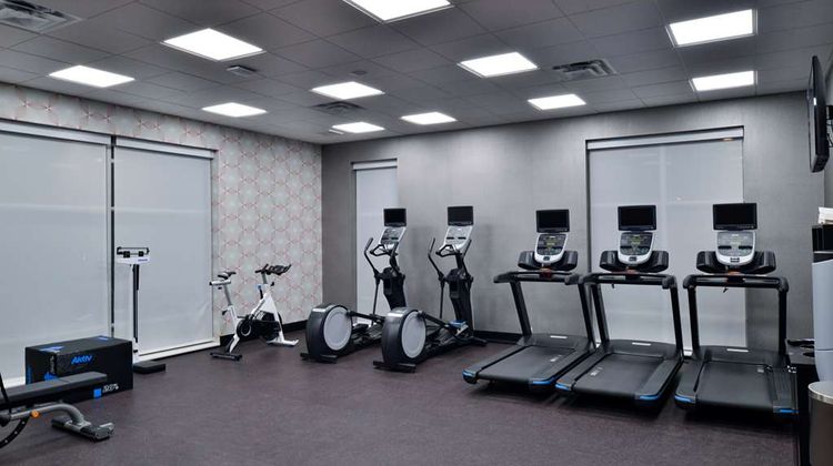 Hampton Inn & Suites Greensboro Downtown Health