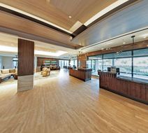 Hilton Grand Vacations Maui Bay Villas Lobby