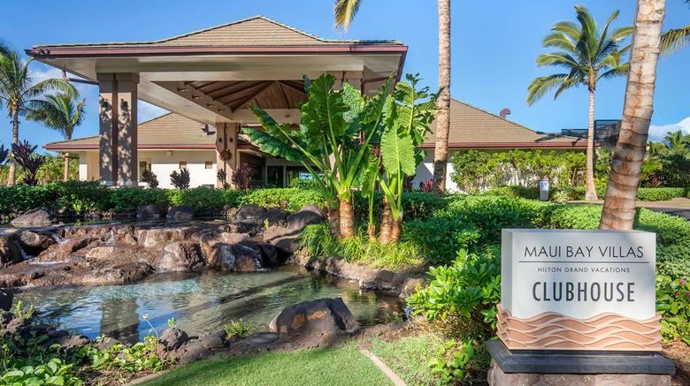<b>Hilton Grand Vacations Maui Bay Villas Exterior</b>. Images powered by <a href="https://iceportal.shijigroup.com/" title="IcePortal" target="_blank">IcePortal</a>.