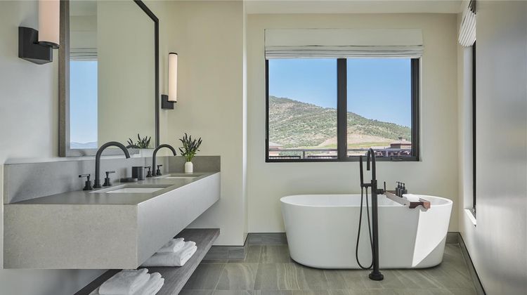 Pendry Park City Room