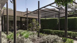 Melbourne Kew Central Apartment Hotel