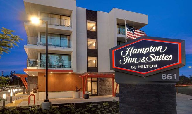 Hampton Inn & Suites Silicon Valley Exterior