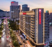 Hilton Garden Inn Shenzhen Nanshan Ave Exterior