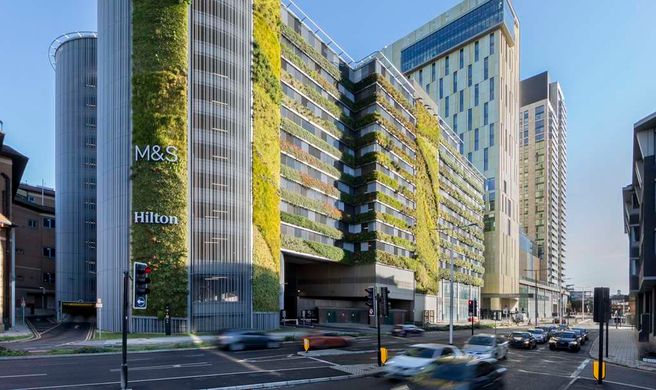 Hilton Woking Exterior