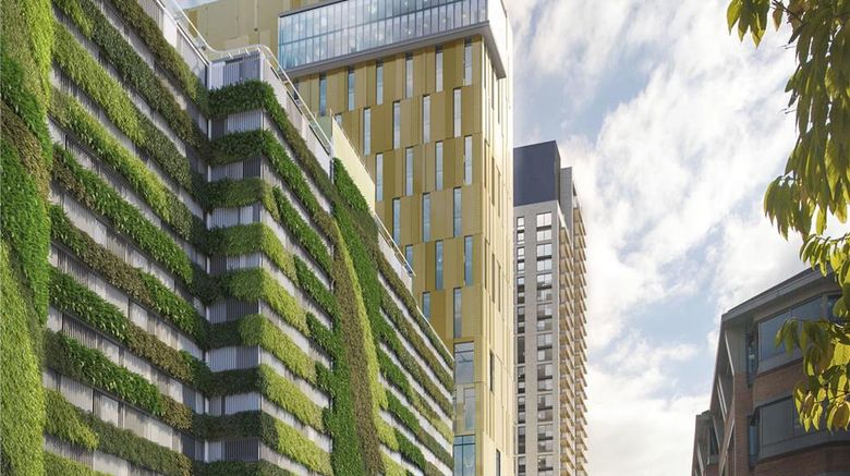<b>Hilton Woking Exterior</b>. Images powered by <a href="https://iceportal.shijigroup.com/" title="IcePortal" target="_blank">IcePortal</a>.