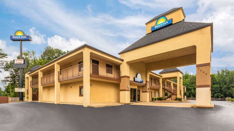 <b>Days Inn by Wyndham North Little Rock Exterior</b>. Images powered by <a href="https://iceportal.shijigroup.com/" title="IcePortal" target="_blank">IcePortal</a>.