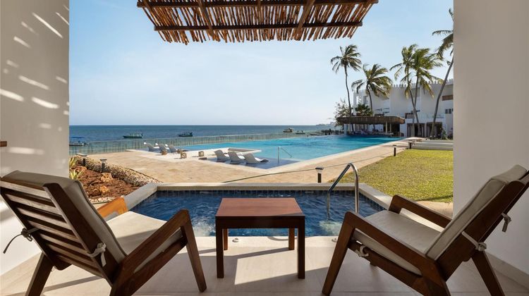 Bamburi Beach Hotel Suite