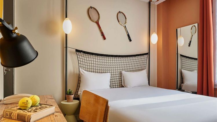 Greet Boulogne Billancourt Paris Room