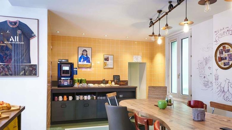 <b>Greet Boulogne Billancourt Paris Restaurant</b>. Images powered by <a href="https://iceportal.shijigroup.com/" title="IcePortal" target="_blank">IcePortal</a>.
