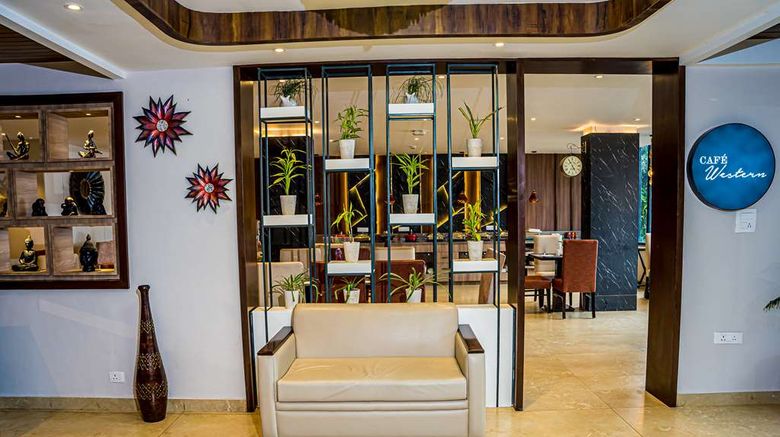 <b>Best Western Dalhousie Lobby</b>. Images powered by <a href="https://iceportal.shijigroup.com/" title="IcePortal" target="_blank">IcePortal</a>.
