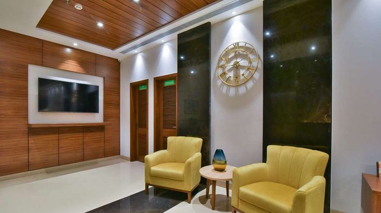 <b>SureStay Hotel by BW Heritage Walk Lobby</b>. Images powered by <a href="https://iceportal.shijigroup.com/" title="IcePortal" target="_blank">IcePortal</a>.