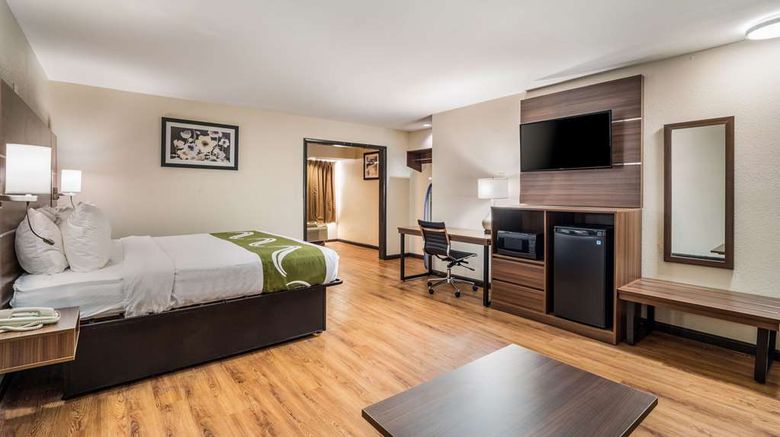 <b>Quality Inn & Suites Augusta South Suite</b>. Images powered by <a href="https://iceportal.shijigroup.com/" title="IcePortal" target="_blank">IcePortal</a>.