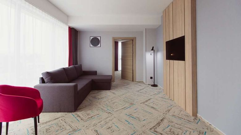 <b>Ramada by Wyndham Targu Jiu Suite</b>. Images powered by <a href="https://iceportal.shijigroup.com/" title="IcePortal" target="_blank">IcePortal</a>.