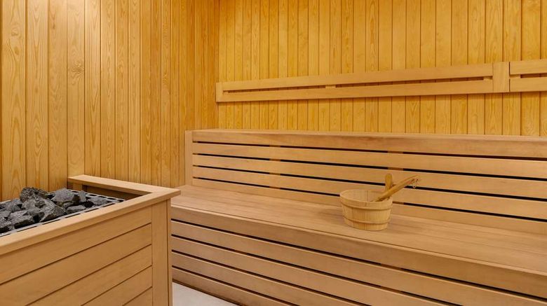 <b>Ramada by Wyndham Targu Jiu Spa</b>. Images powered by <a href="https://iceportal.shijigroup.com/" title="IcePortal" target="_blank">IcePortal</a>.